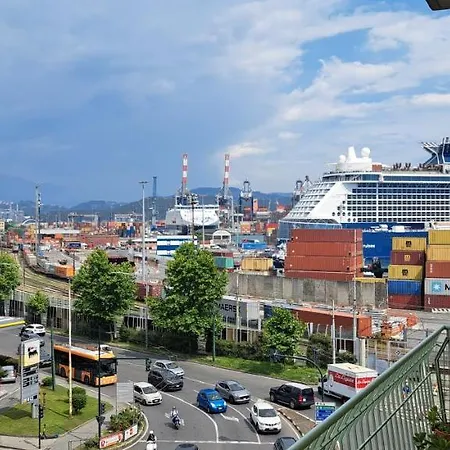 Waterfront 아파트 *